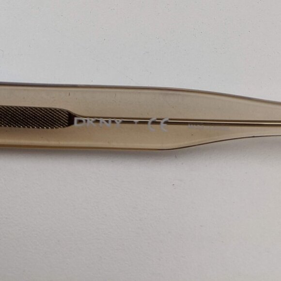 🕶️Frame Only! DKNY DY4107 Sunglasses 56/16 135 /YHI606🕶️ - Picture 3 of 6